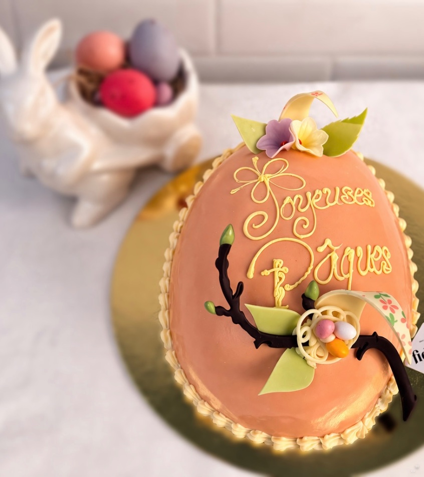 Œuf vanille et compotée de framboises et bleuets